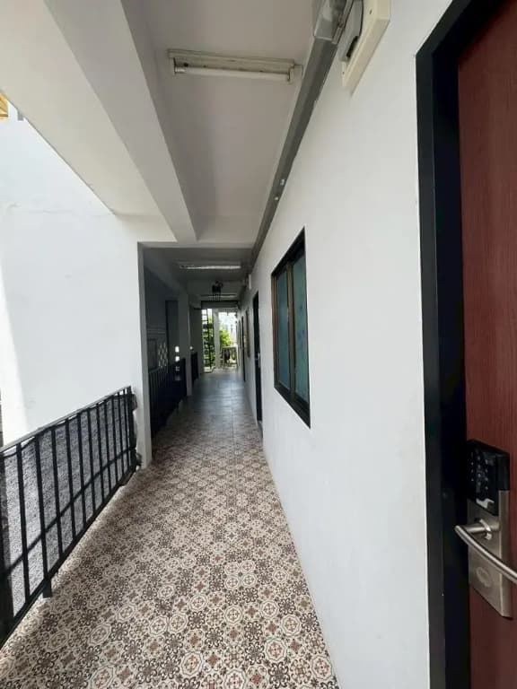 Sukhum Suvarnabhumi Airport Guest House - photo 6