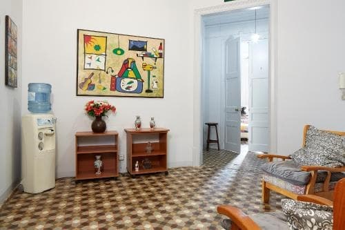 B&B Estudiantes Balmes - photo 2
