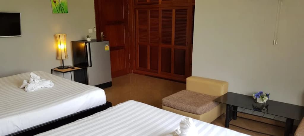 White Lotus Resort - photo 8