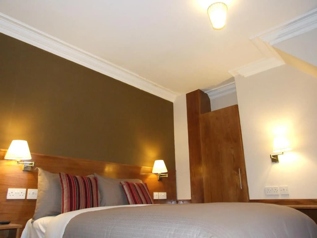 Leith House - photo 16