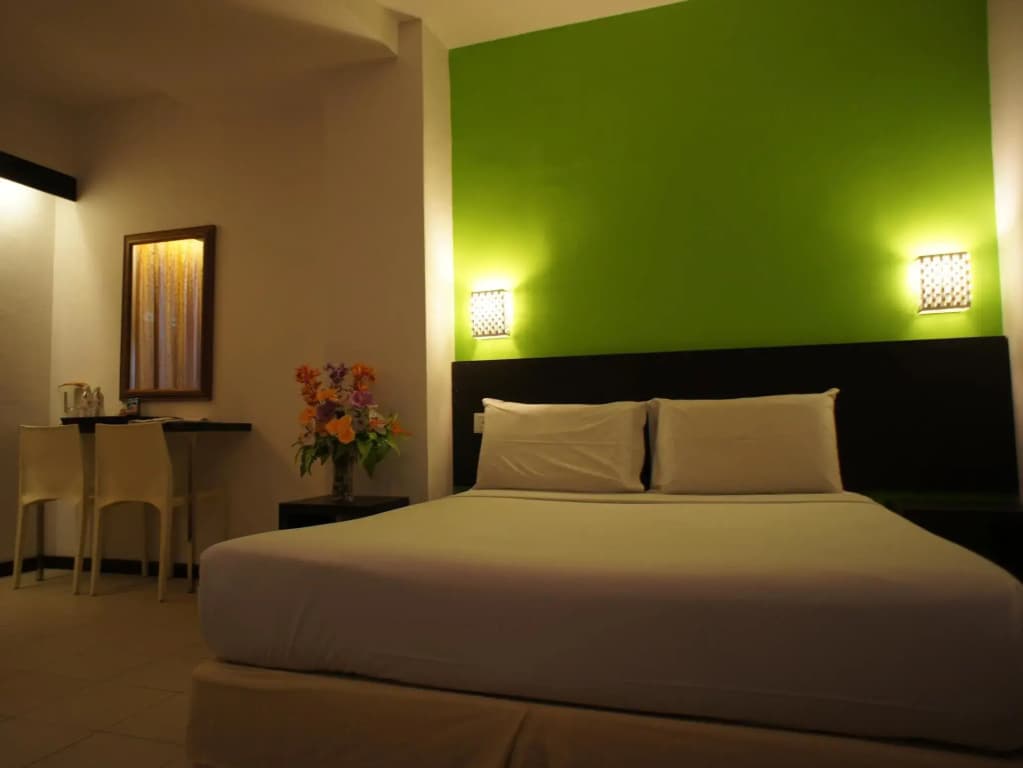 Meldrum Hotel - photo 4