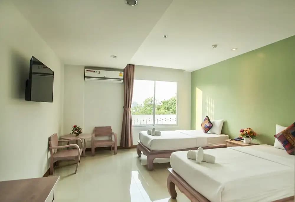 At Ruam Chok - photo 3