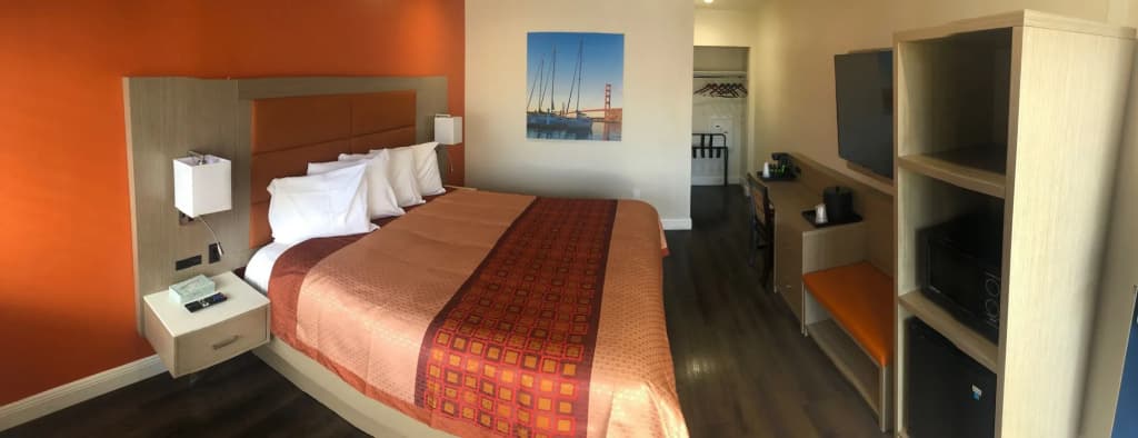 Presidio Parkway Inn - photo 5