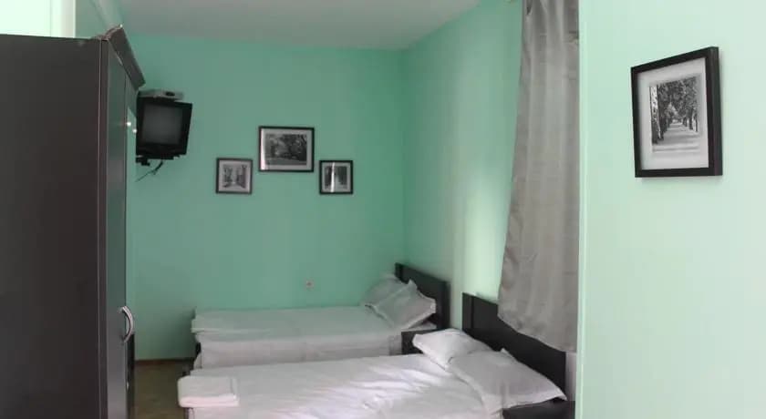 Feel at Home - photo 3