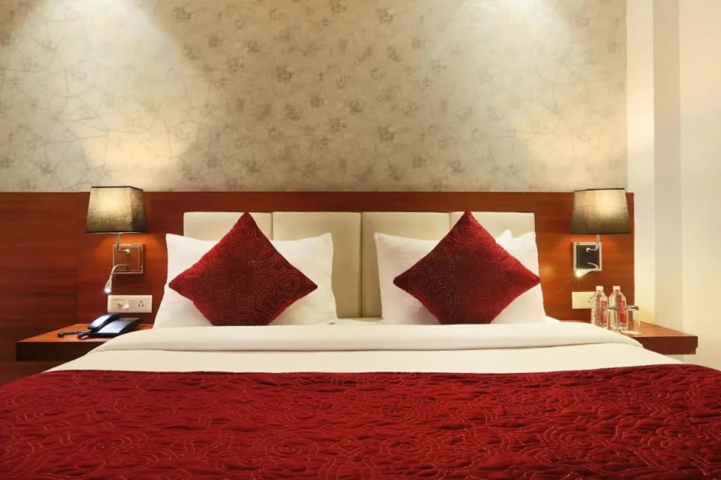 Hotel Arch Suites - photo 17