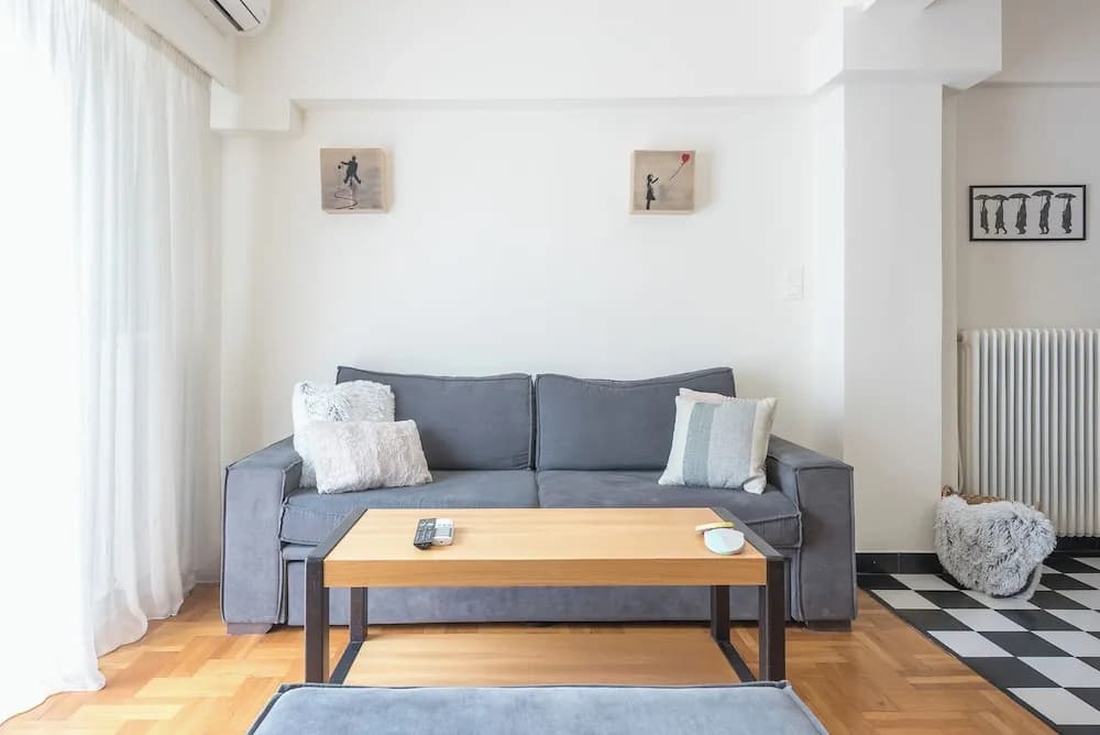 Quiet Embassy Suite by Cloudkeys - photo 5