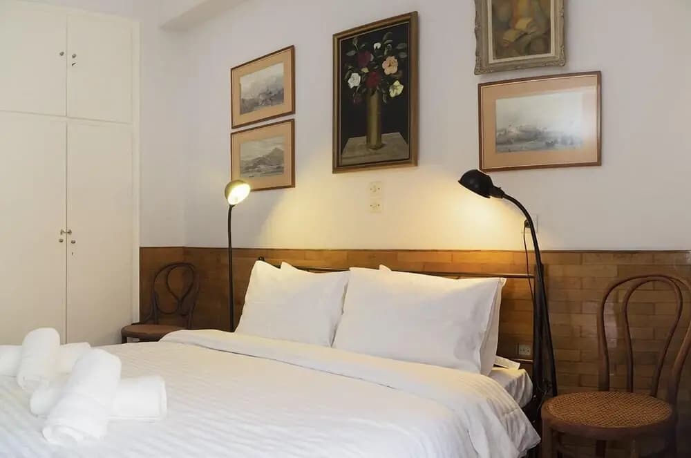 Vintage Apartment next to Acropolis Museum - photo 6