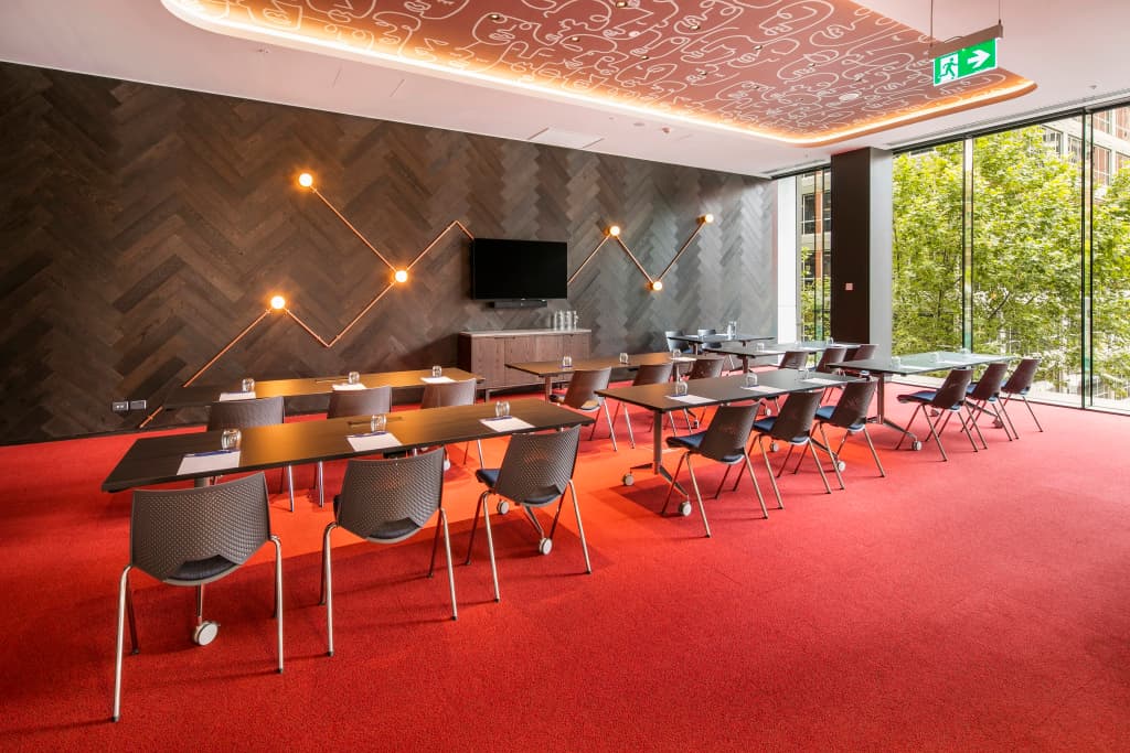 Holiday Inn Express Melbourne Little Collins by IHG - photo 20