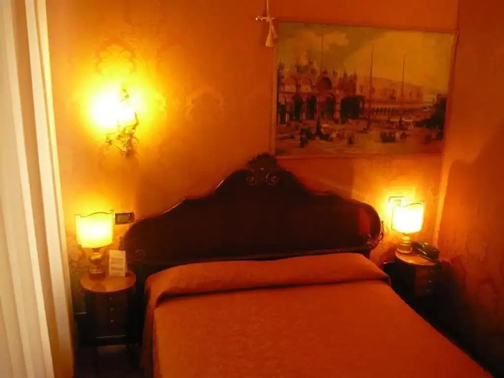 Hotel Lisbona - photo 17