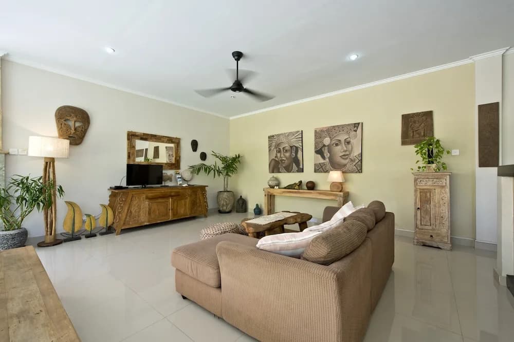 AV Villa Melati - photo 5