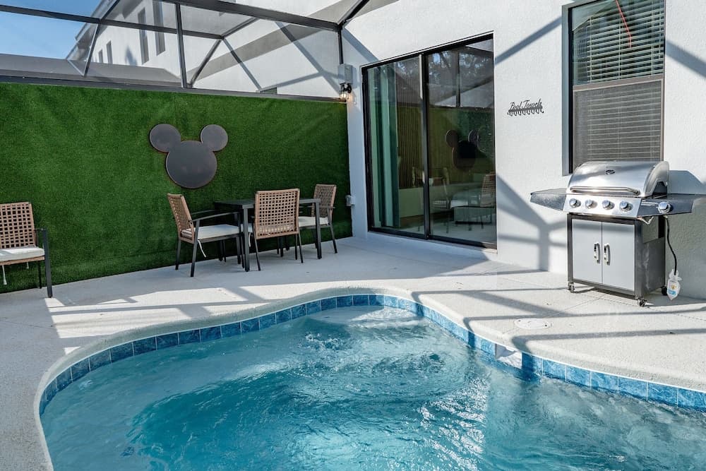 Paradiso Grande Luxury 5BR w/ Pool + Theater - photo 48