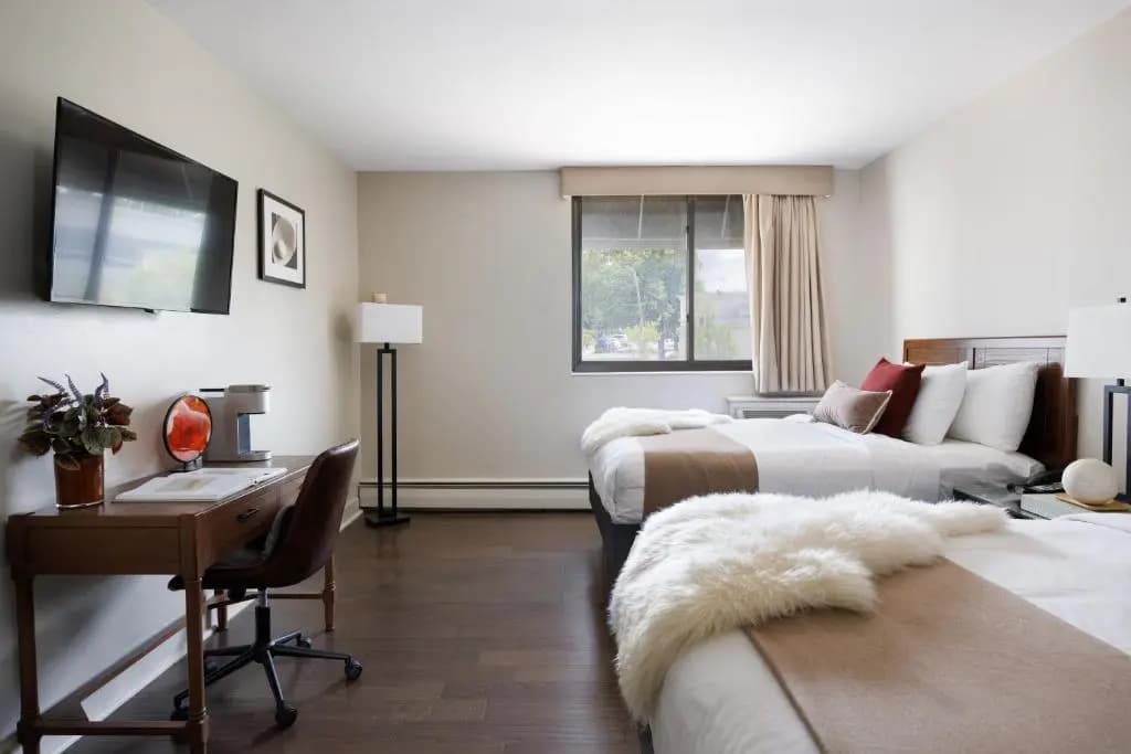 The Andrew Hotel - photo 45