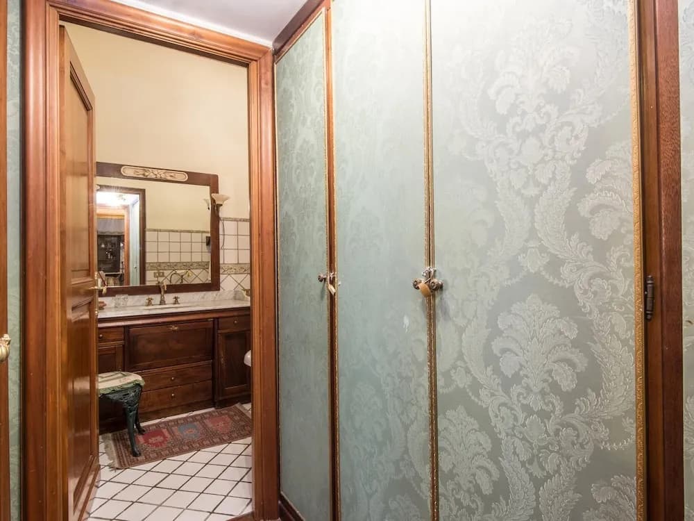 RSH Spanish Steps Luxury Apartment - photo 43