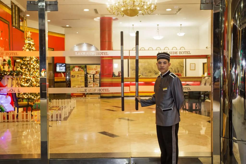 Lake Side Hotel - photo 21