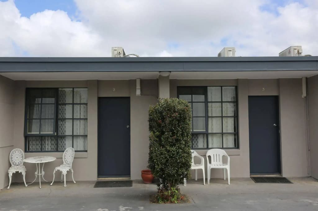 Beaconsfield Lodge Motel - photo 7