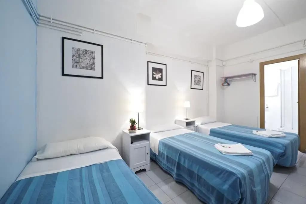 Hostal Elkano - photo 28