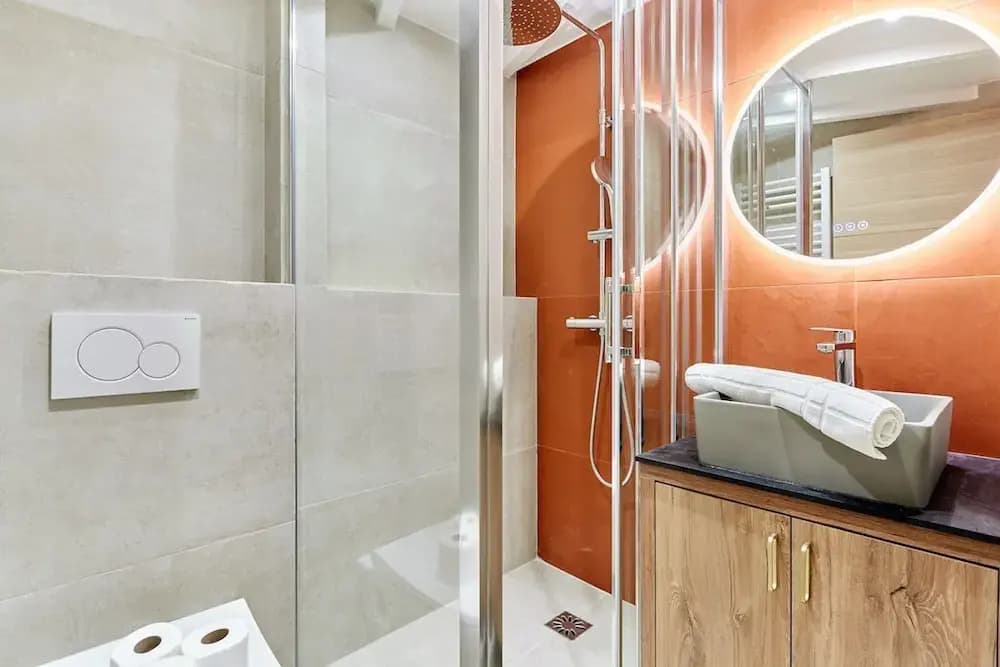 Superb Apartment Center of Paris Montmartre - photo 10