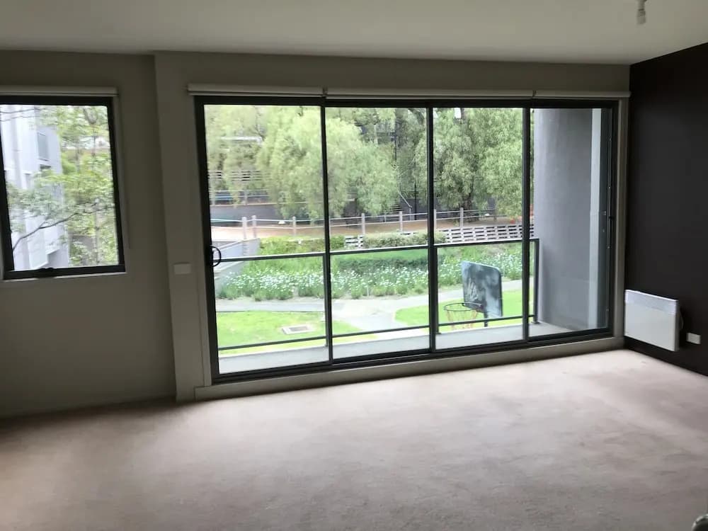 ReadySet Apartments on Altona - photo 6
