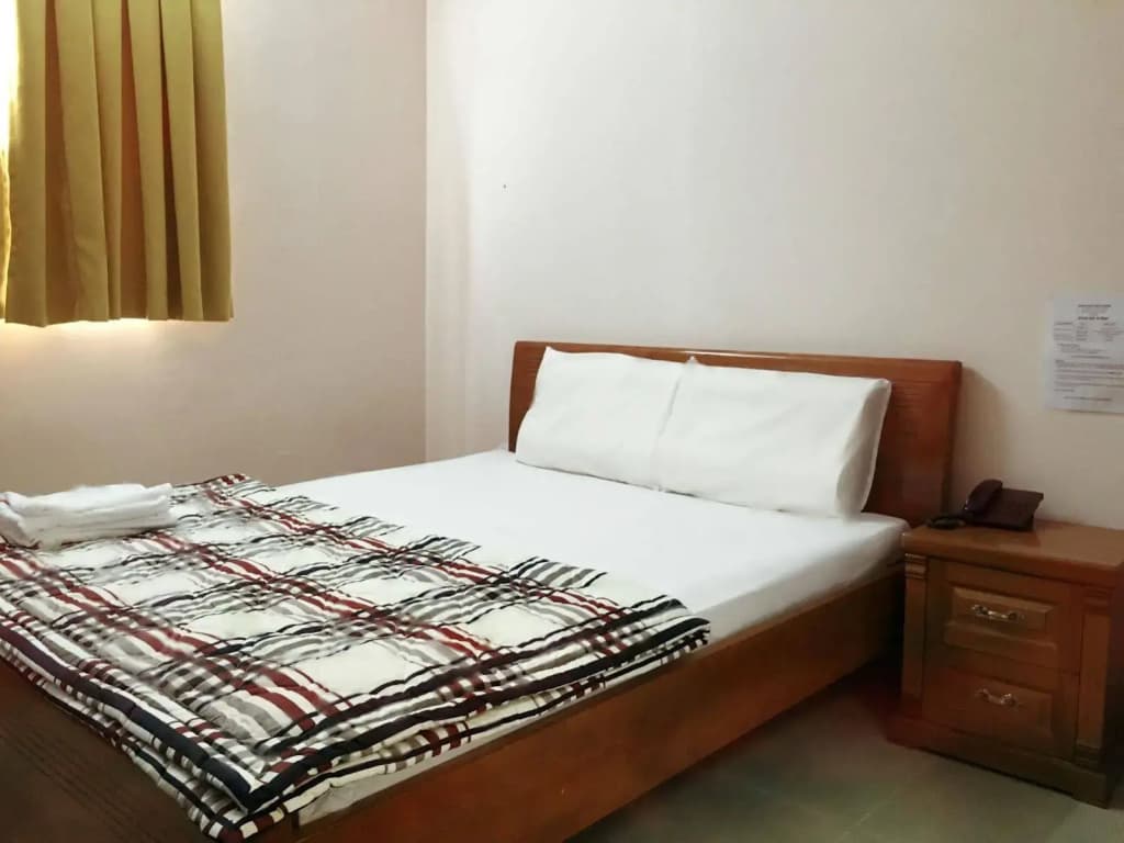 Van Khang Hotel - photo 2