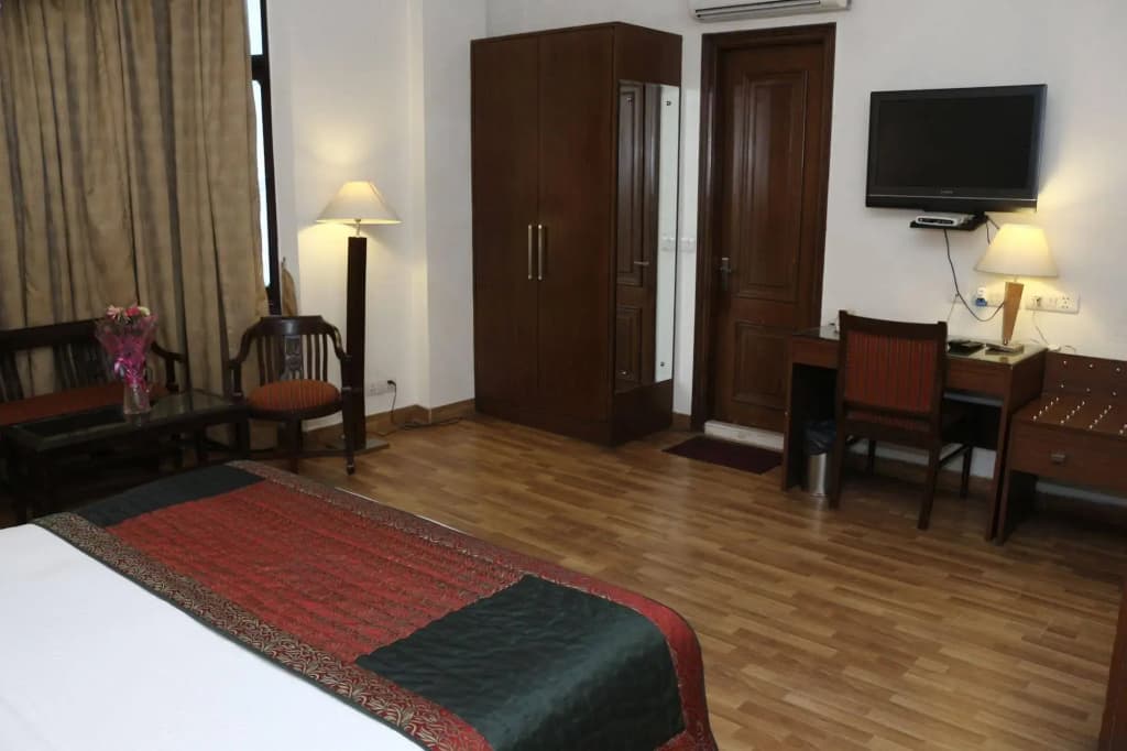 Goodwill Hotel Delhi - photo 4