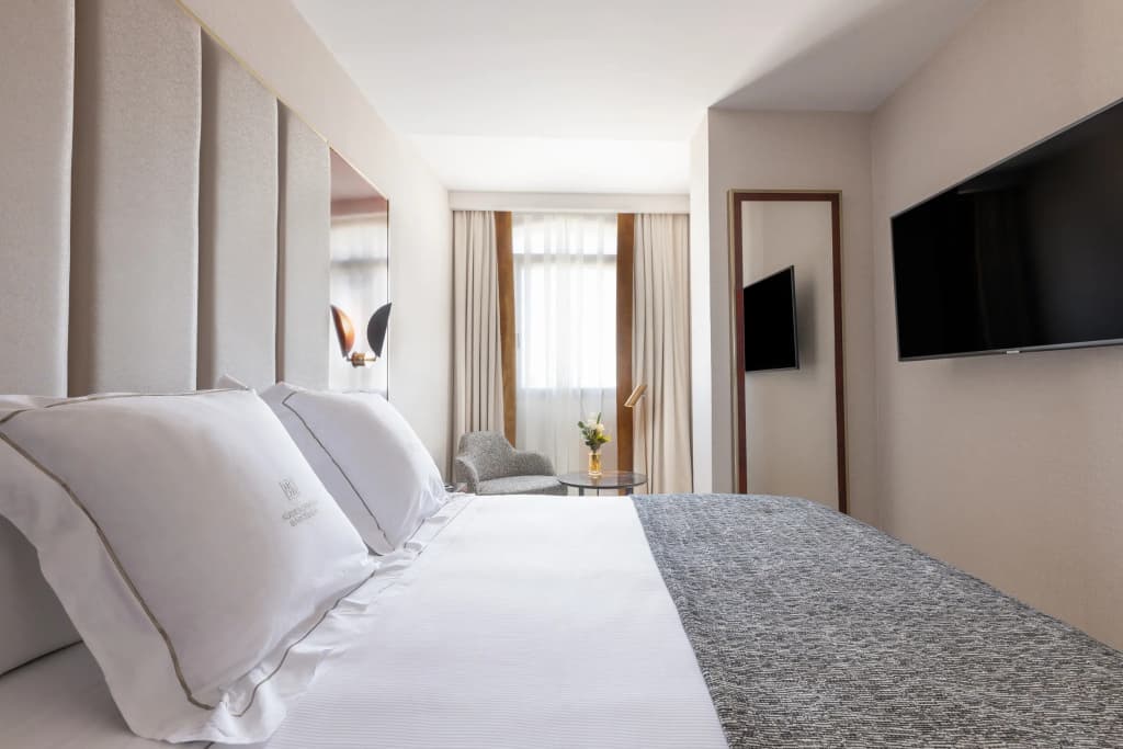 Suites Center Barcelona - photo 27