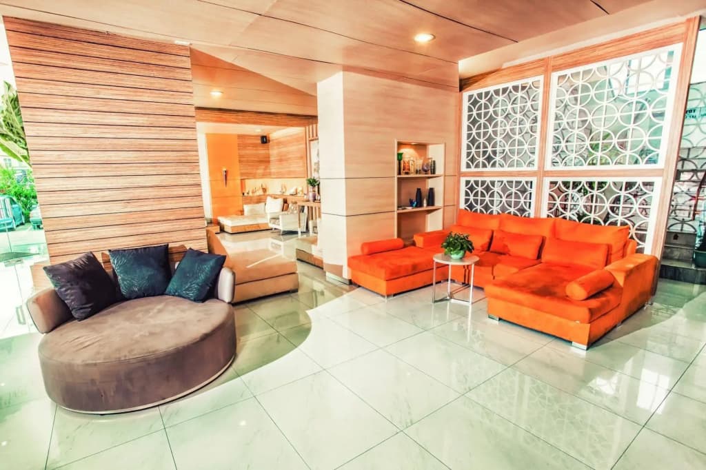 The CM Hotel Bangkok - photo 2
