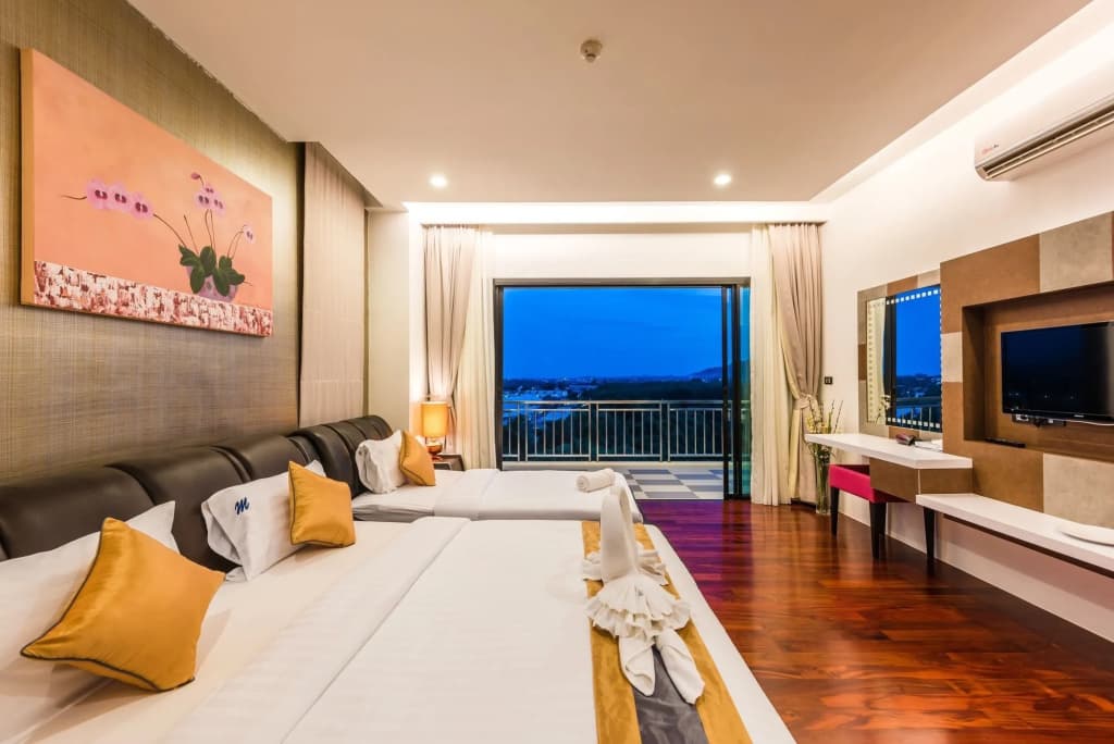 Chalong Miracle Lakeview Resort & Spa - photo 6