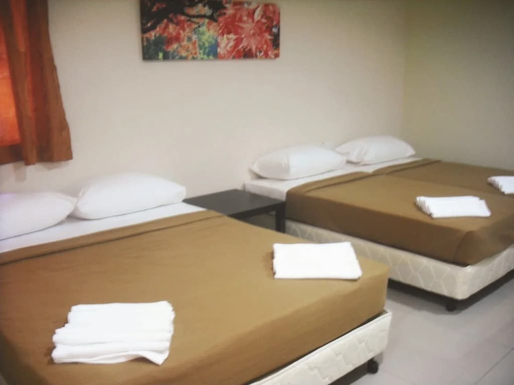 M Joy Hotel - photo 4
