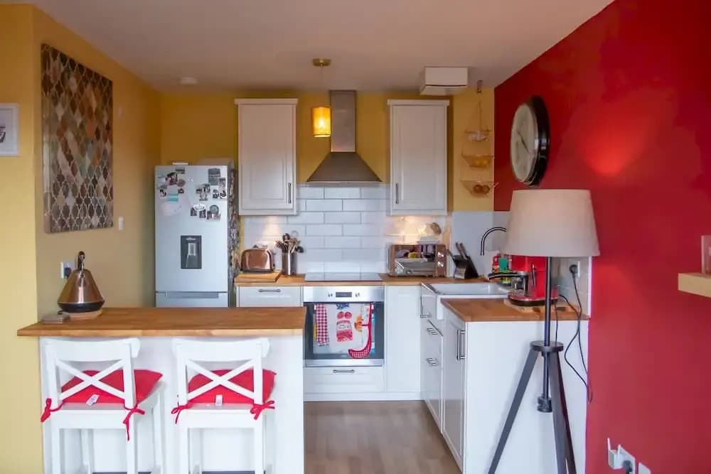 2 Bedroom Flat With Views of Castle - photo 3