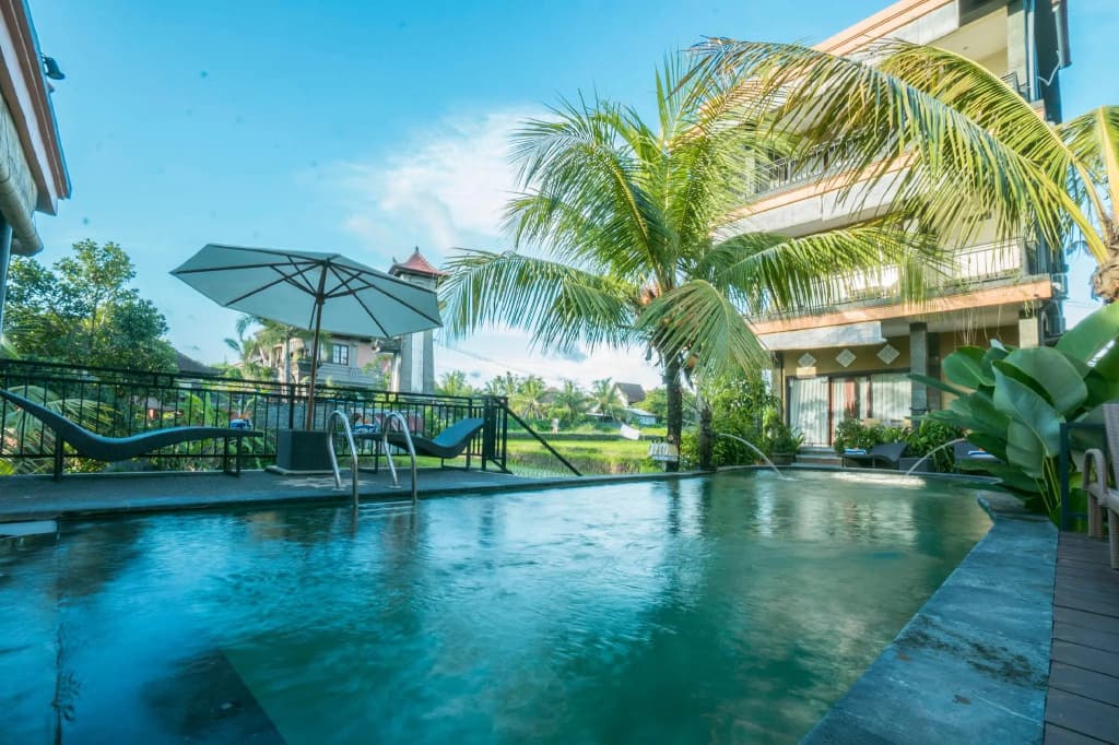 Adi Bisma Inn - photo 9