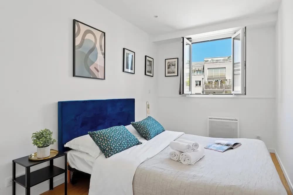 Charming 2BR Retreat by République - photo 3