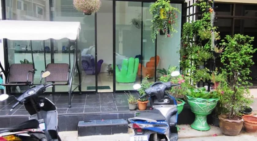 Meg Guesthouse - photo 13