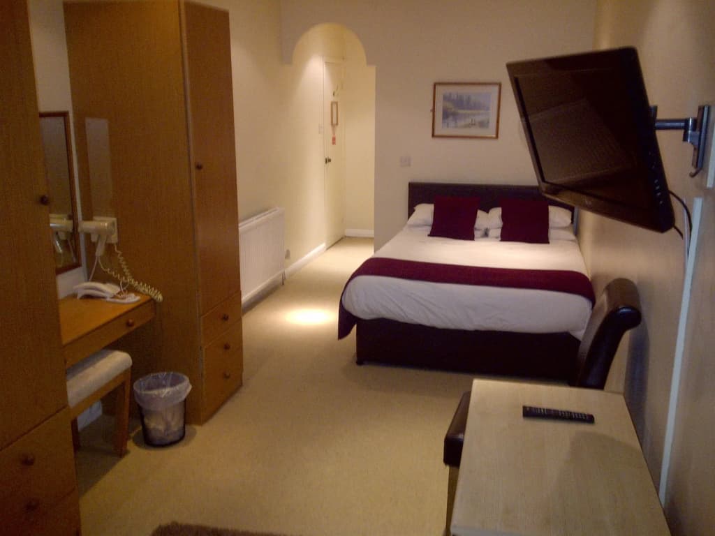 Rushmore Hotel - photo 6