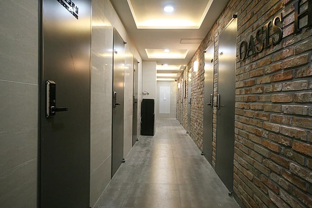 Oasis Hostel - photo 8