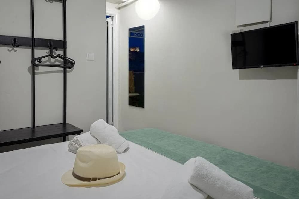 Nest Studio with Terrace, Acropolis View - photo 2