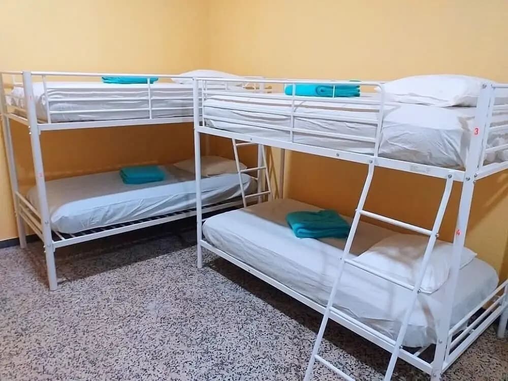 Hostel Naples - photo 4
