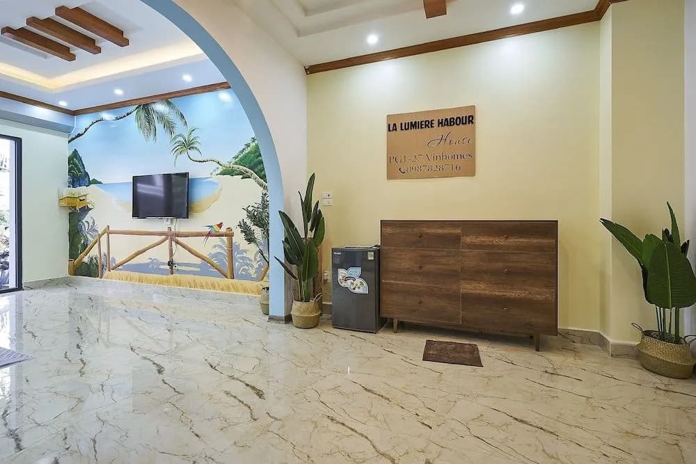 La Lumiere Harbor House - main photo