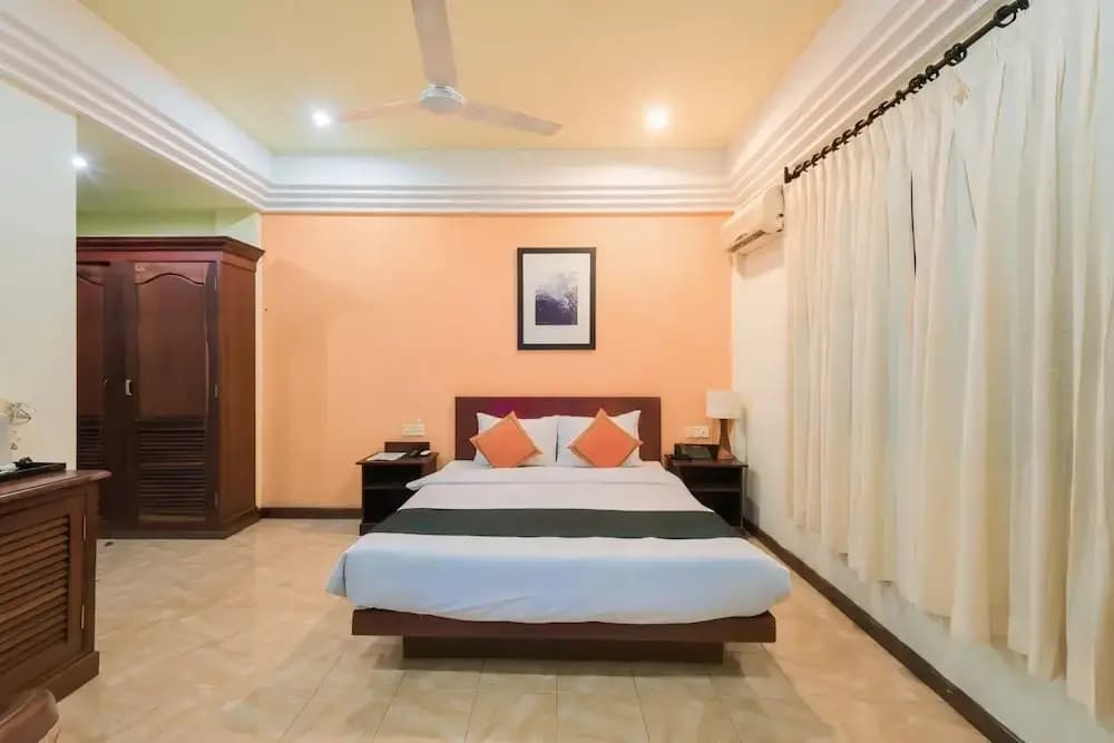 VPlus Hotel - photo 5