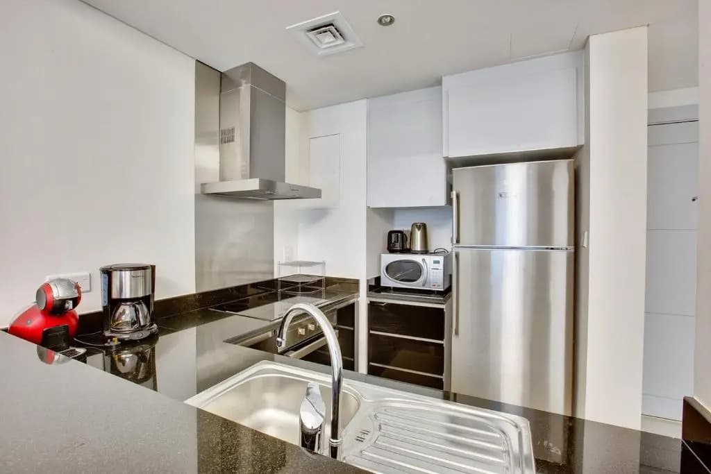 Ultra Modern 1BD in Damac Heights Dubai Marina - photo 14