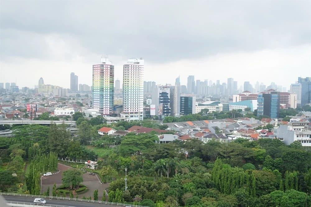 Homey Westmark Tanjung Duren Apartment near Taman Anggrek - photo 15