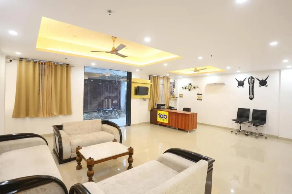 FabHotel Taj Residency - photo 2