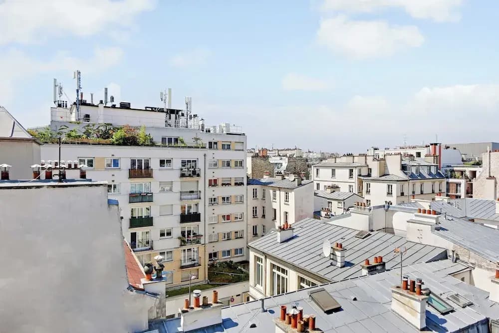 Amazing 2bd/6p apt With A/C - Bastille - photo 12