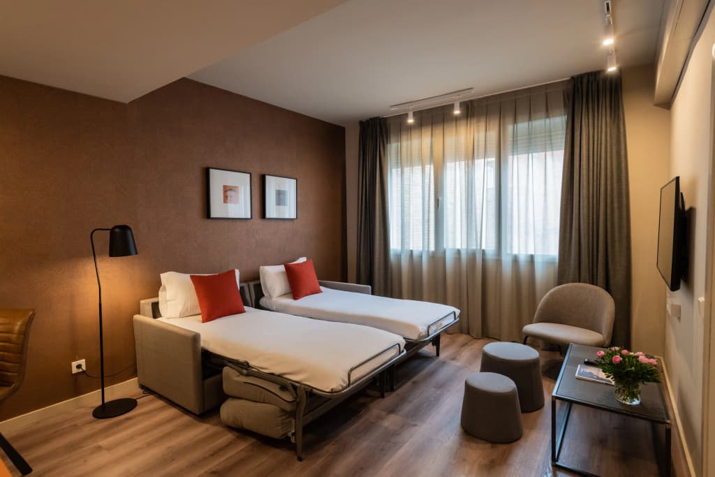 Atenea Rekord Suites Barcelona - photo 5
