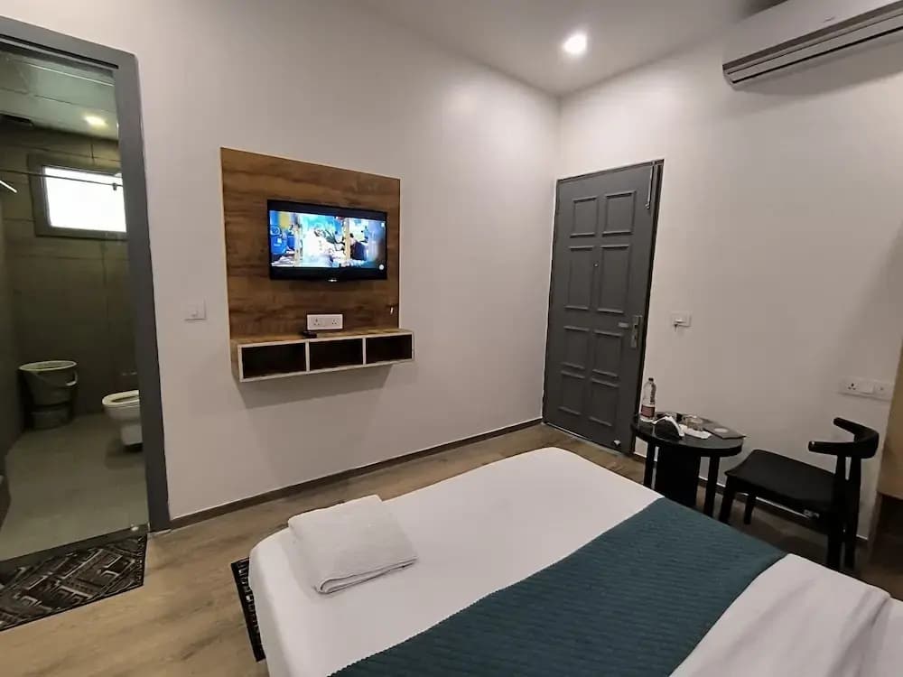 Hotel 7 Star - photo 8