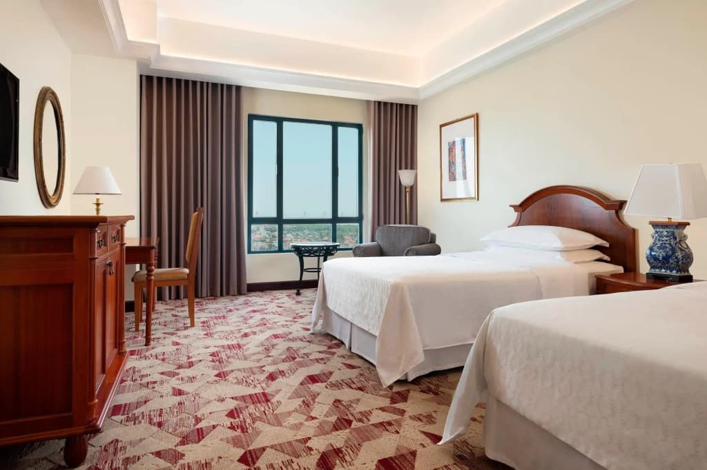 Sheraton Hanoi Hotel - photo 49