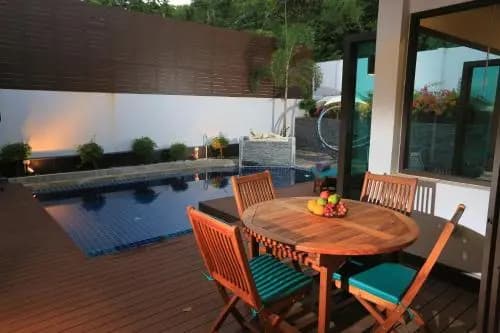 Naiharn Beach Villa - photo 17