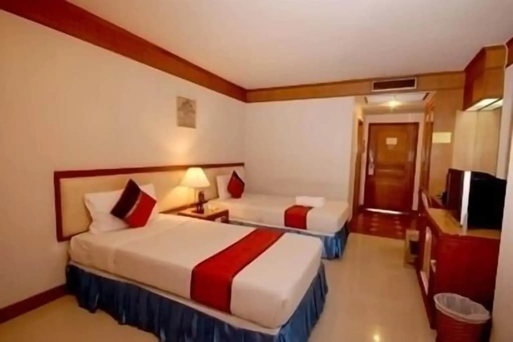 Silom Avenue Inn - photo 28