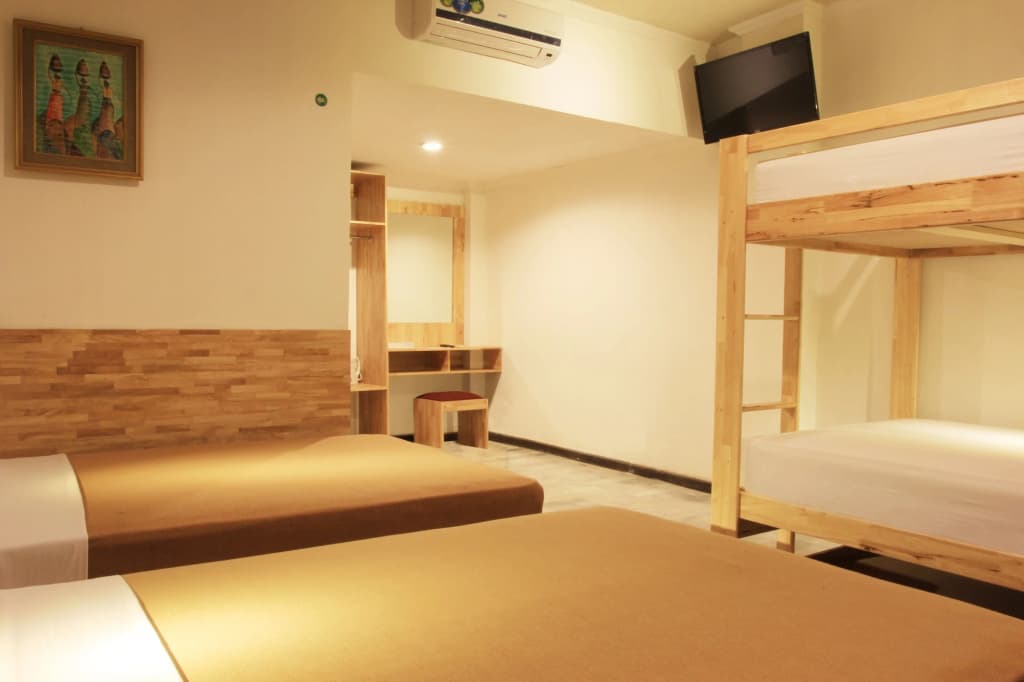 Hotel Karthi - photo 6