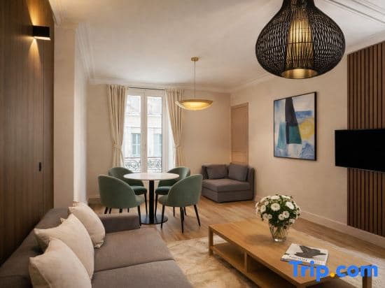 Premium family apartments for 5 near Champs-Élysées - photo 4