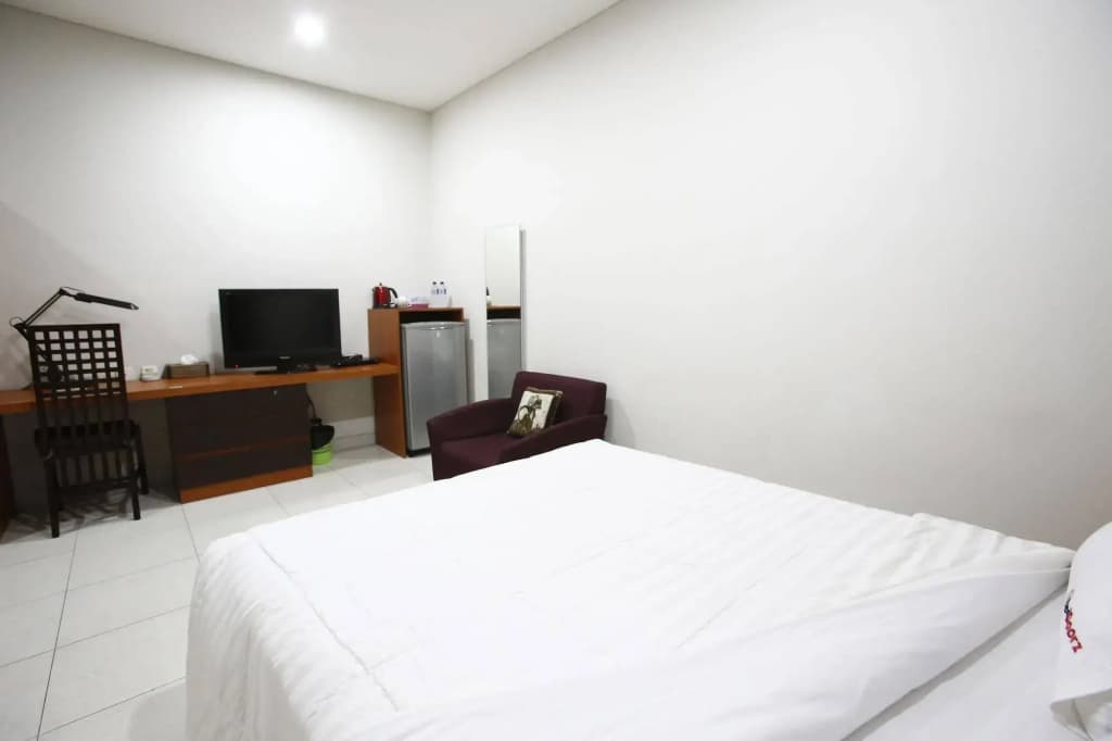 RedDoorz @ Menteng - photo 3